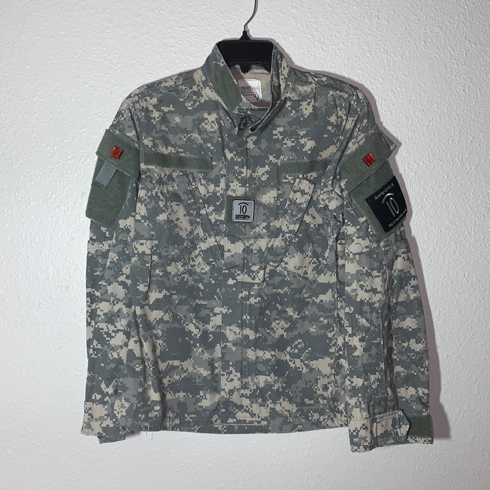 VINTAGE Genuine US Military field camo army green tan jacket Sz S patch pockets - Picture 1 of 12